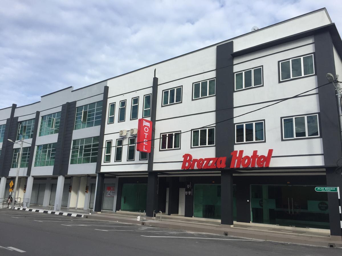 Brezza Hotel Sitiawan Exteriör bild